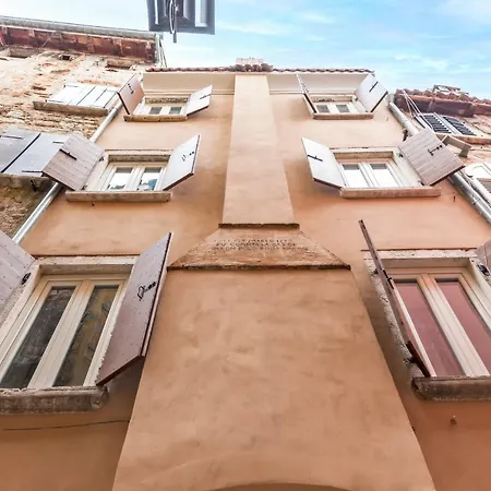 Casa Polo شقة
